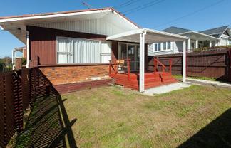 1/2 Torrance Street, Epsom