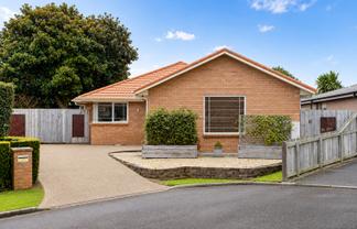 5 Lansbury Court, Rototuna North