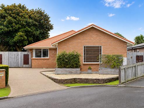 5 Lansbury Court, Rototuna North
