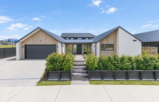 41 Avalon Station Drive, Wanaka