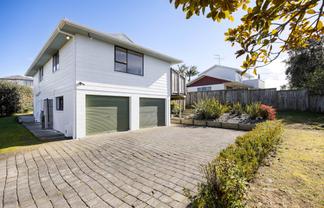 2 Corric Hill, Torbay