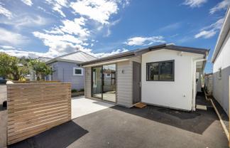 8 Edwin Street, Caversham