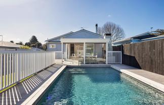 6 Verona Avenue, Mount Albert