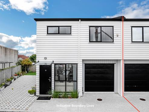 12/60 Kelman Road, Kelston