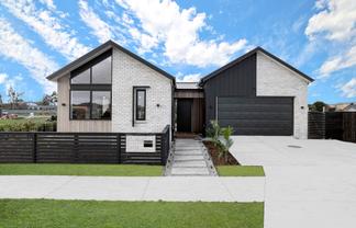 5 Meadows Drive, Clevedon