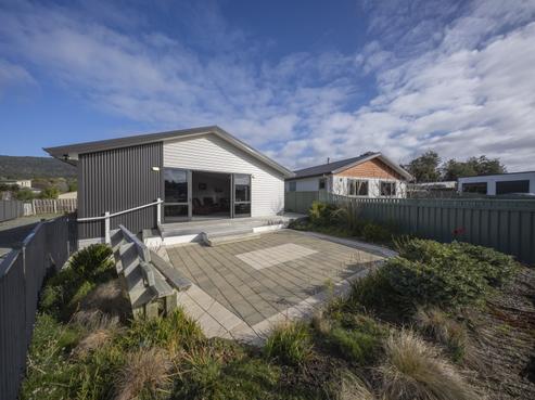 25 Motu-au Close, Manapouri