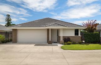 4/46 Sharp Road, Katikati