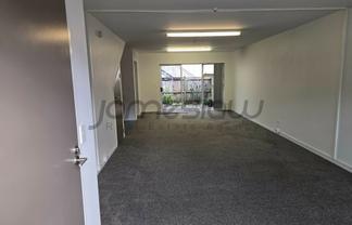 VALUE 50M2 GROUND FLOOR OFFICE