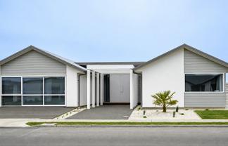 86 Southfield Drive, Lincoln