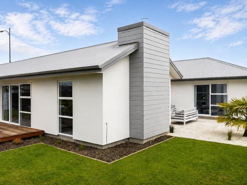 86 Southfield Drive, Lincoln