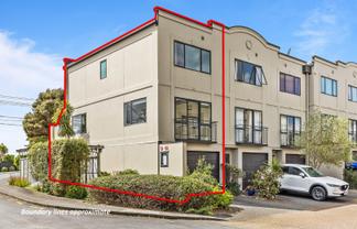 1A/168 Mokoia Road, Chatswood