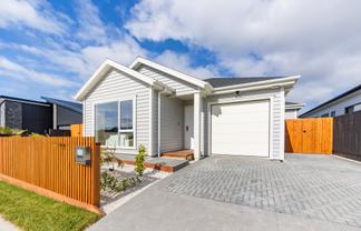 375 Te Taruna Drive, Milldale