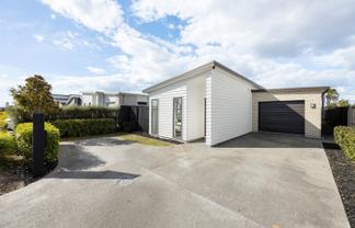 522 Webb Drive, Chartwell
