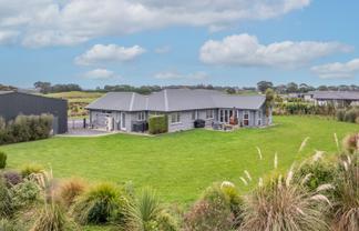 67 Watt Road, Otatara