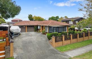 135 Walter Strevens Drive, Conifer Grove