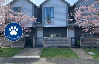2/21 Moor Avenue, Te Atatu Peninsula