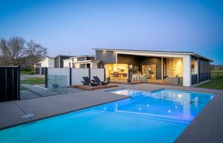 1562 Cambridge Road, Cambridge
