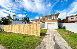 4 Ayton Drive, Totara Vale