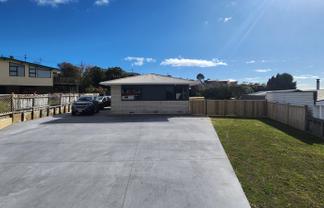 8 Handley Place, Glen Avon