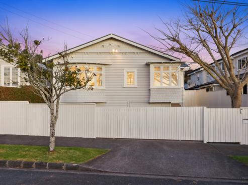 8 Richard Street, Westmere