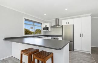 16 Rewi Street, Te Aroha