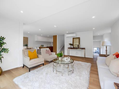 4/11 Rengarenga Rise, Fairview Heights