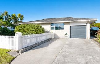 38 Norfolk Crescent, Otaki Beach