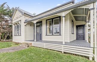 12 Hunia Street, Marton