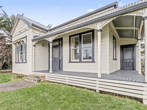 12 Hunia Street, Marton