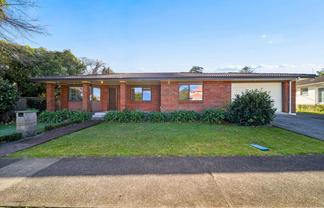 1/59 Youngs Road, Papakura