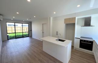 17 Clay Works Lane, New Lynn