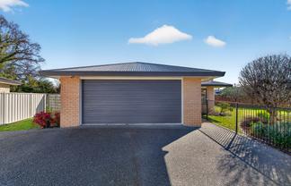 8 Rosewood Grove, Masterton