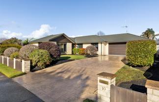 10 Cairns Crescent, Rototuna