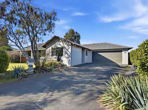 17 Parkerfield Place, Motueka