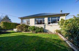 2045 Winton Lorneville Highway, Makarewa