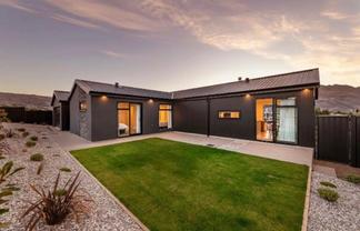 33 Farrant Drive, Wanaka