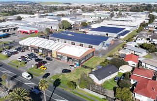 Prime High-Traffic Trade Retail Unit