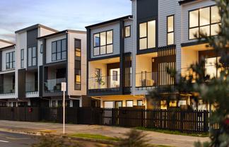 8/10 Scott Road, Hobsonville