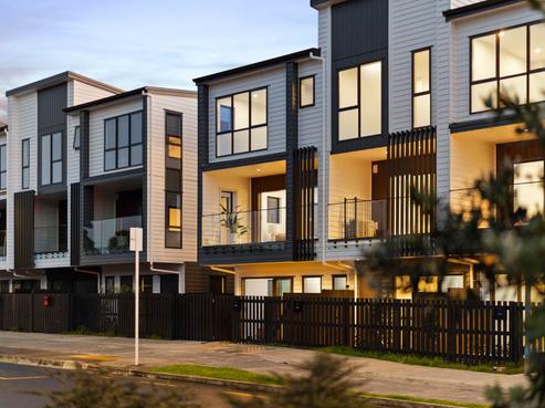 8/10 Scott Road, Hobsonville