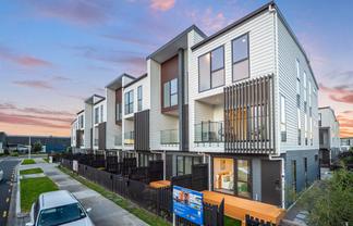 6 Pilot Drive, Hobsonville