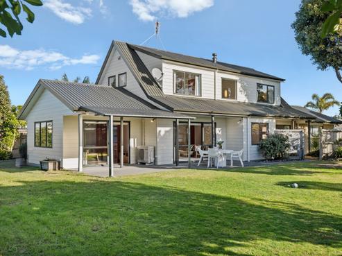 48 Lakeside Drive, Orewa