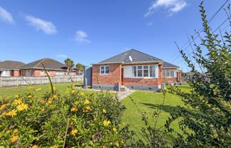 2 White Street, Whanganui East