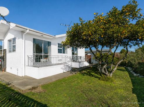 2/120 Nayland Road, Stoke