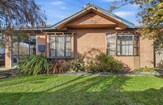 55 Royal Crescent, Saint Kilda