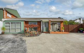 1/16 Longbill Place, Glendene