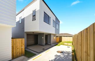 13E Hilda Place, Favona