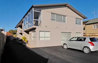 6/5 Richmond Street, Hamilton Central