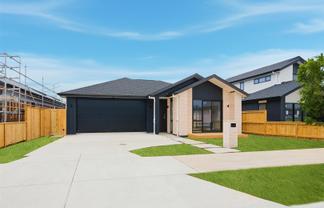 8 Kakano Street, Clevedon