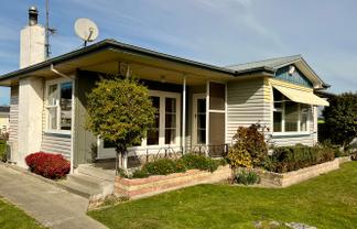 208 Lumsden Road, Akina