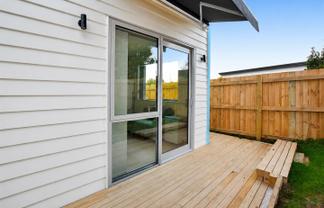  35B Riverpark Crescent, Henderson